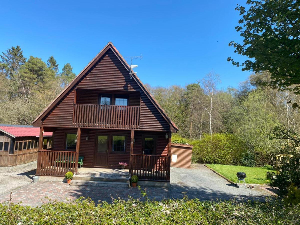 Cosy Lakeside Chalet With Option To Add Private Hot Tub Duneena 外观 照片